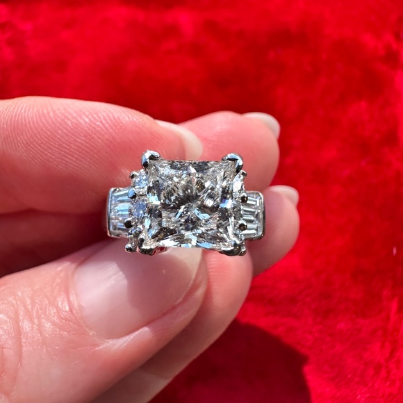 GIA Certified 2.07ct Natural Diamond Platinum Engagement Ring- Princess Cut - Picture 5 of 13